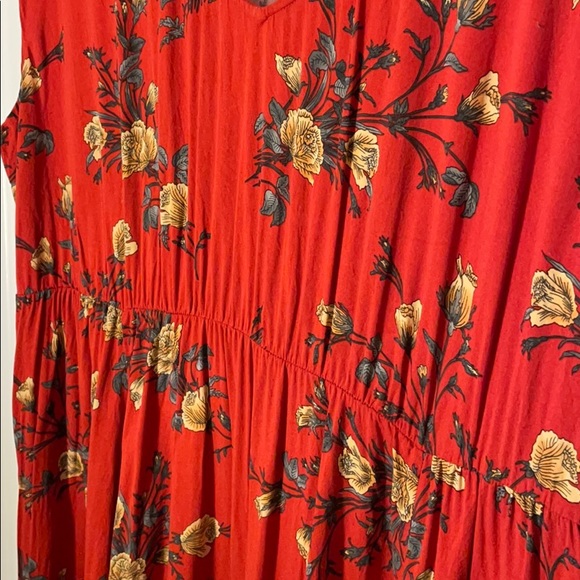 Burnt Orange Floral Dress - Picture 2 of 3